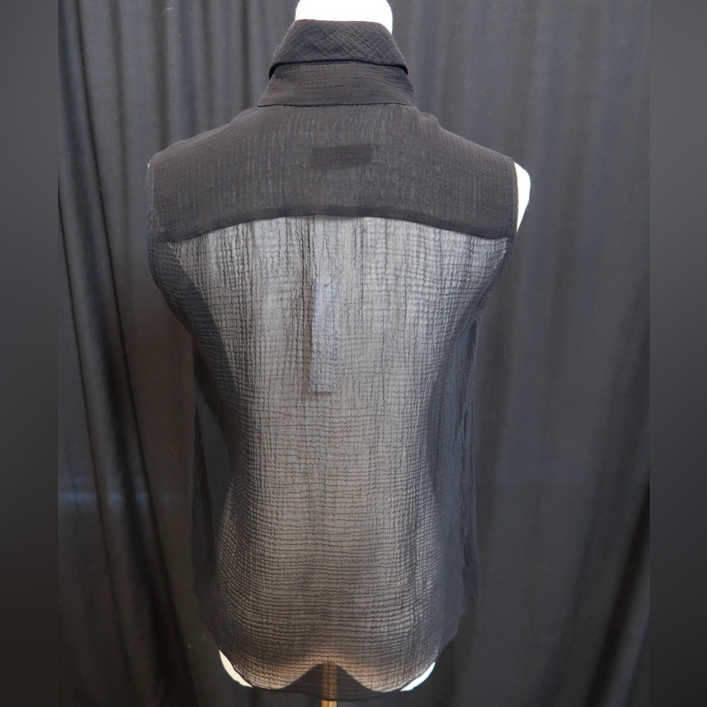 Partow Linen Top - Picture 2 of 3